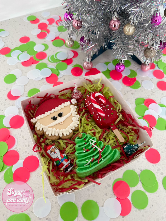 Mini Christmas Eve Treat Box